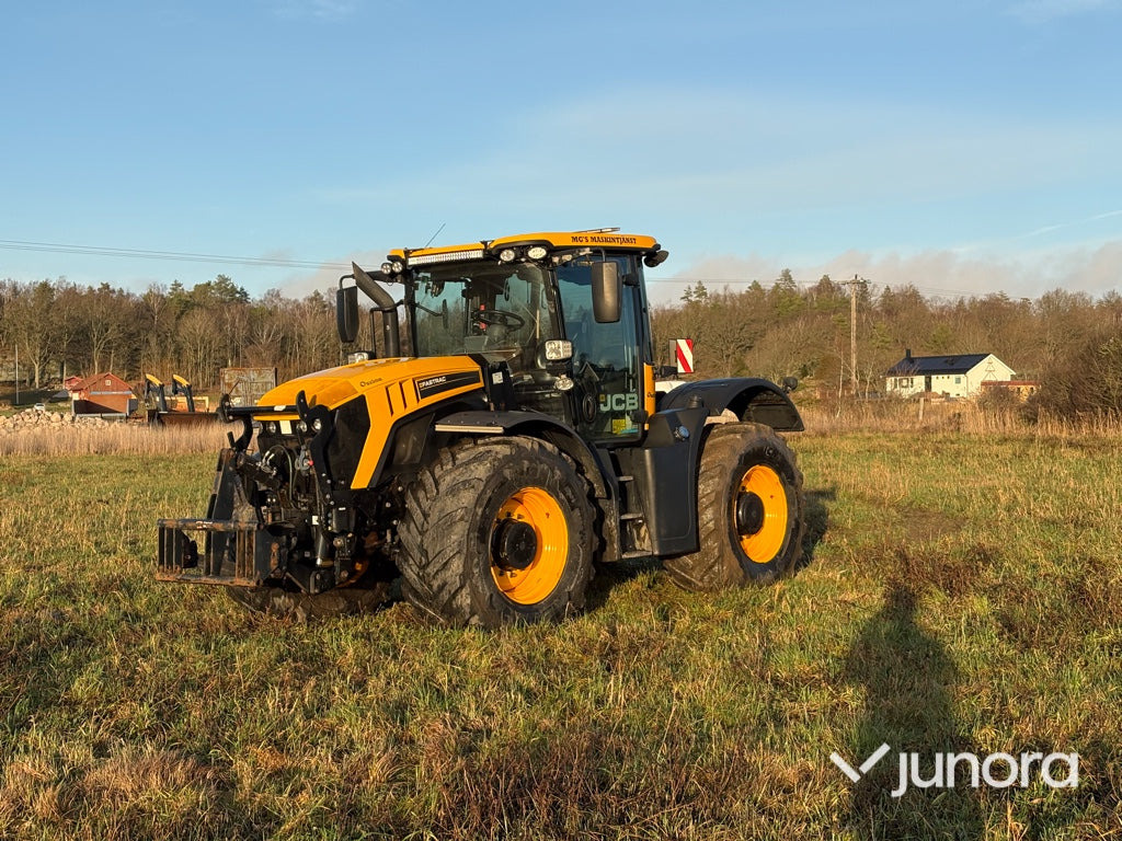 Traktor – JCB Fastrac 4220 Nordic Edition - Трактор: фото 2 Traktor – JCB Fastrac 4220 Nordic Edition - Трактор: фото 2