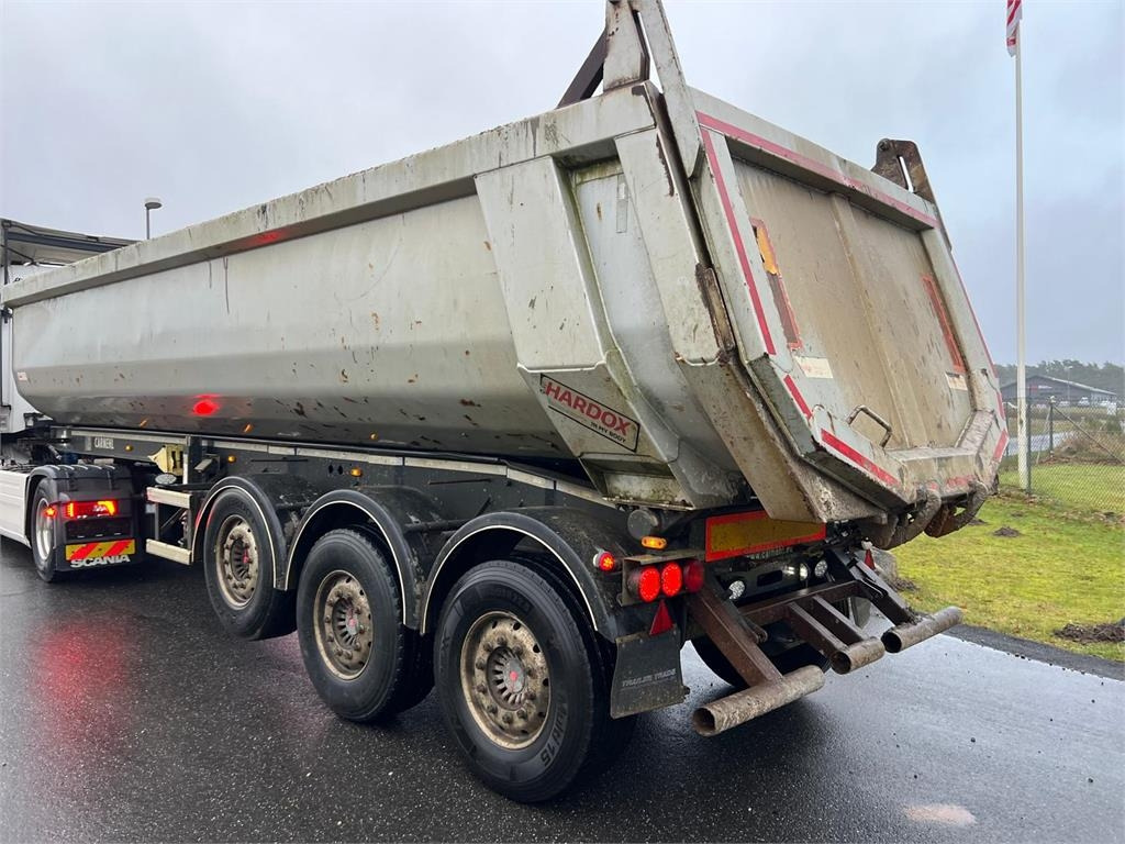 Carnehl 30m3 Hardox stål kasse - Самоскид напівпричіп: фото 2 Carnehl 30m3 Hardox stål kasse - Самоскид напівпричіп: фото 2