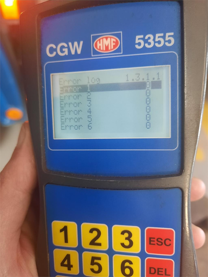 Кран-маніпулятор в категорії Вантажівки HMF 2820K5 RCS: фото 12