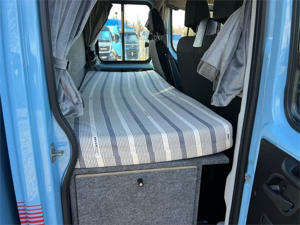 Iveco Daily 70C18 - dobbelt cab - Вантажівка з закритим кузовом: фото 5 Iveco Daily 70C18 - dobbelt cab - Вантажівка з закритим кузовом: фото 5