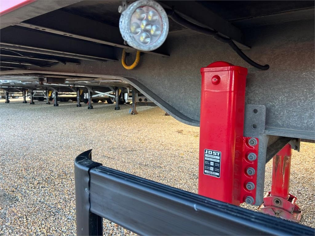 Kel-Berg 13,6 mtr. - 94m3 - 2500 kg lift - Закритий кузов напівпричіп: фото 5 Kel-Berg 13,6 mtr. - 94m3 - 2500 kg lift - Закритий кузов напівпричіп: фото 5