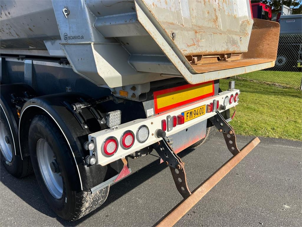 Langendorf 35,4m3 Hardox SKS-HS 30-9,9 mtr - Самоскид напівпричіп: фото 5 Langendorf 35,4m3 Hardox SKS-HS 30-9,9 mtr - Самоскид напівпричіп: фото 5