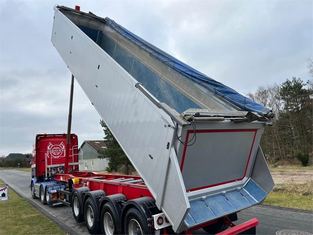Langendorf 36 m3 4 akslet SKA 36 alu tiptrailer - Самоскид напівпричіп: фото 3 Langendorf 36 m3 4 akslet SKA 36 alu tiptrailer - Самоскид напівпричіп: фото 3