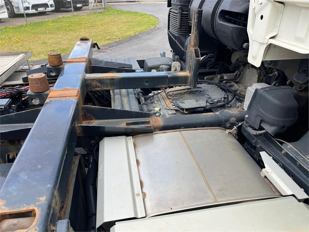 MAN TGS 26-500 6x2-4 LL - Контейнеровоз/ Змінний кузов вантажівка: фото 4 MAN TGS 26-500 6x2-4 LL - Контейнеровоз/ Змінний кузов вантажівка: фото 4