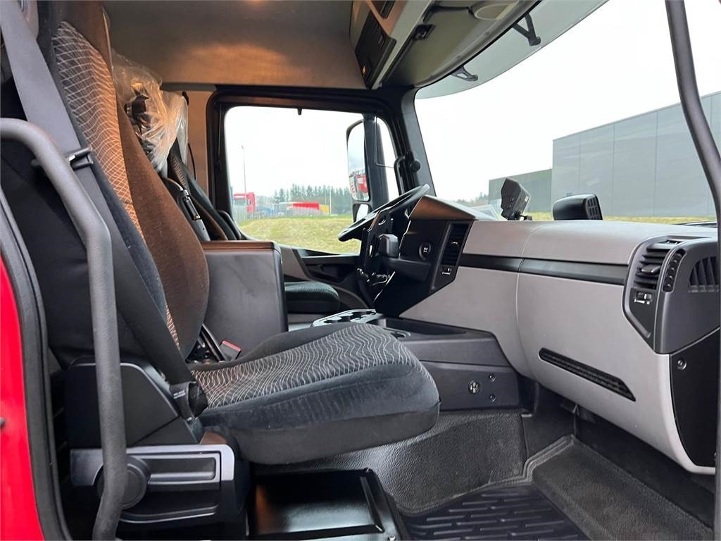 Mercedes-Benz Antos 1827 LnR - Вантажівка з закритим кузовом: фото 5 Mercedes-Benz Antos 1827 LnR - Вантажівка з закритим кузовом: фото 5