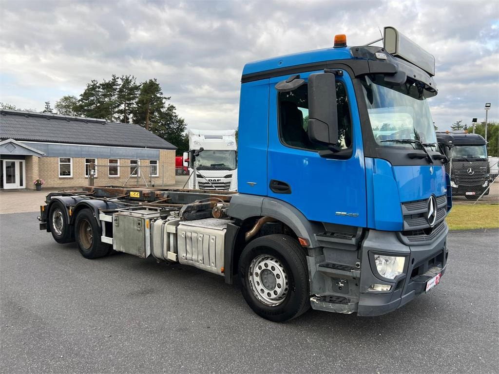 Mercedes-Benz Antos 2546 L - Скіповий навантажувач вантажівка: фото 3 Mercedes-Benz Antos 2546 L - Скіповий навантажувач вантажівка: фото 3