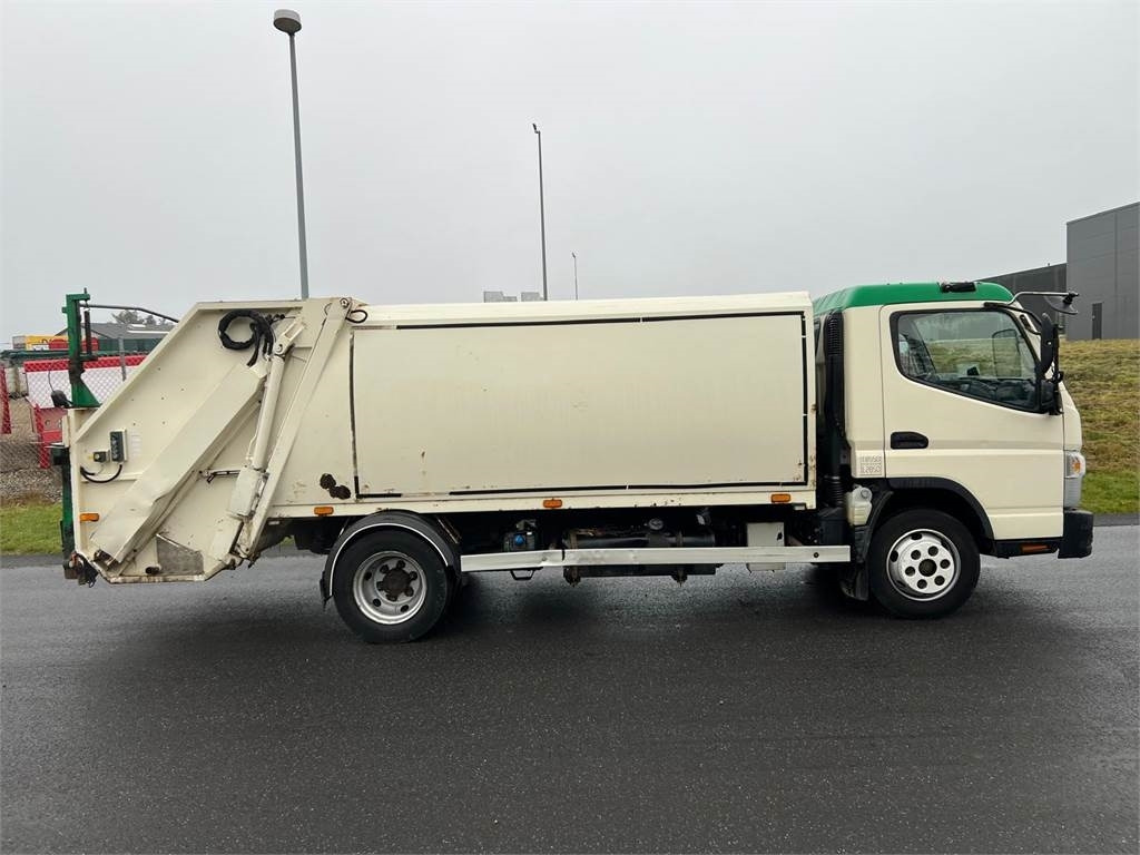 Mitsubishi Fuso CANTER 9C18 - Сміттєвози: фото 4 Mitsubishi Fuso CANTER 9C18 - Сміттєвози: фото 4