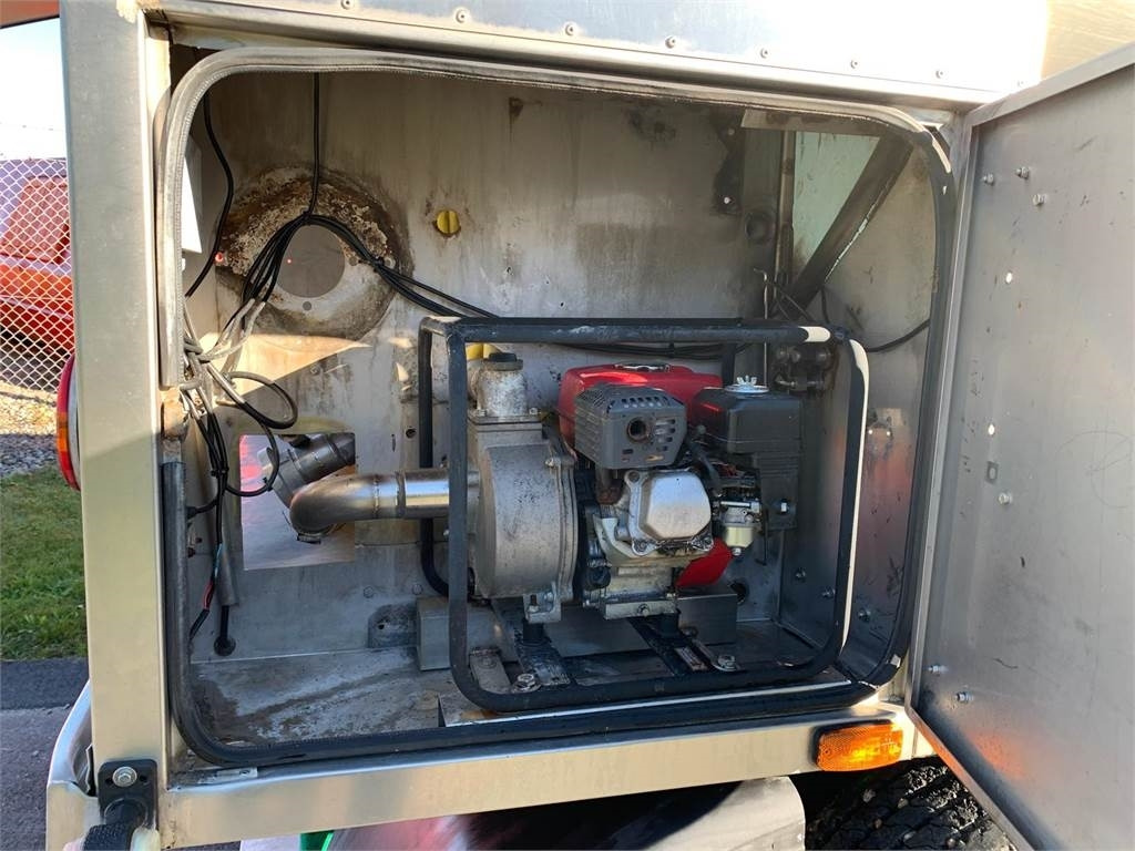 Напівпричіп цистерна SVF 20000 ltr isoleret rustfri mælketank: фото 17