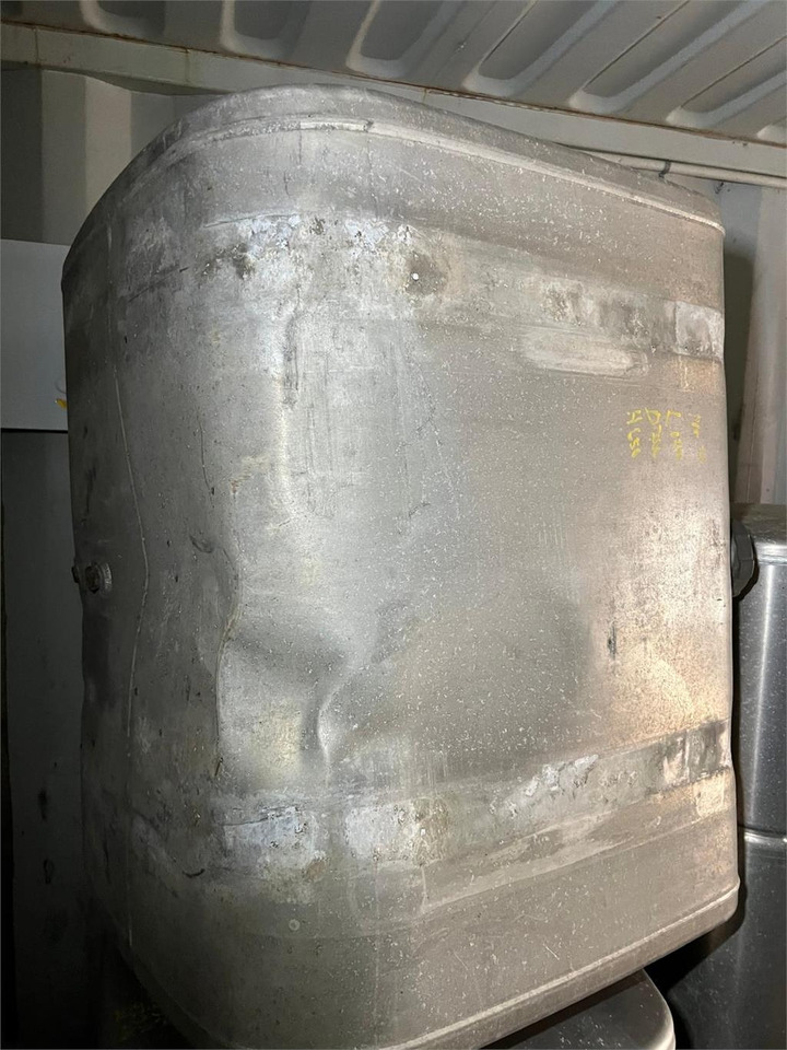 Scania 350 ltr dieseltank nr 1517005 - Паливний бак в категорії Вантажівки: фото 4 Scania 350 ltr dieseltank nr 1517005 - Паливний бак в категорії Вантажівки: фото 4