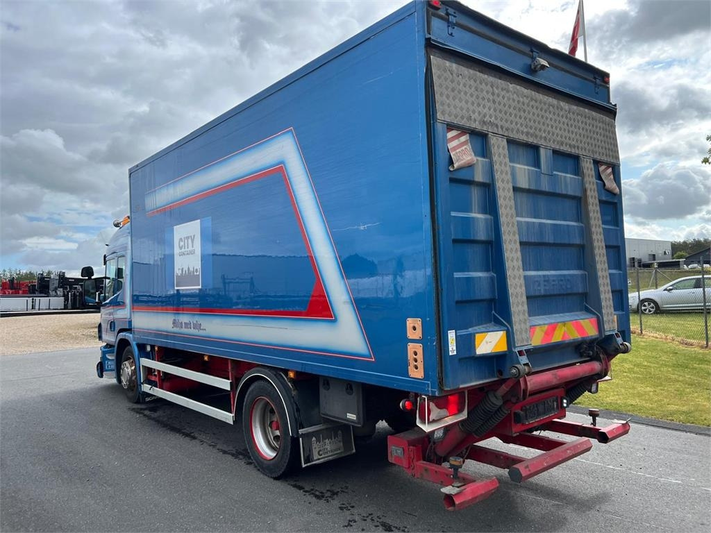 Scania P320 DB 4x2 MLB - low entry - Вантажівка з закритим кузовом: фото 5 Scania P320 DB 4x2 MLB - low entry - Вантажівка з закритим кузовом: фото 5