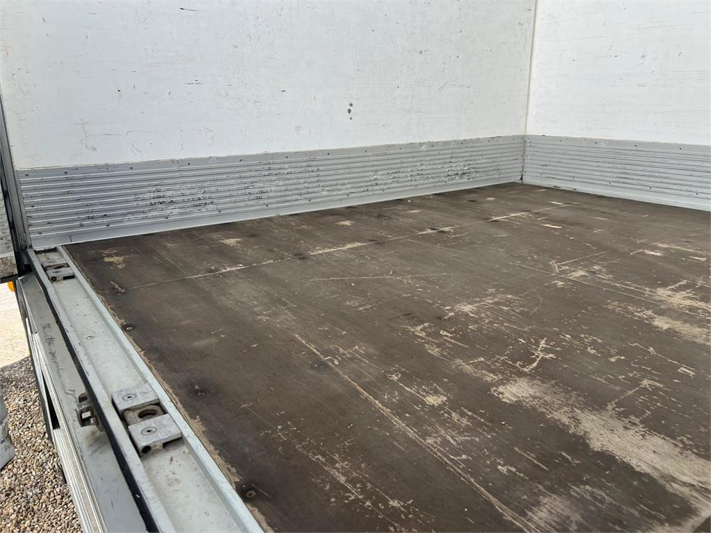 Volvo FE320 18 ton - Рефрижератор вантажівка: фото 5 Volvo FE320 18 ton - Рефрижератор вантажівка: фото 5