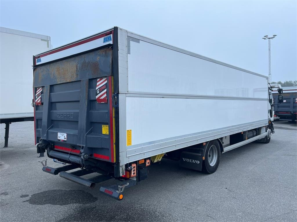 Volvo FL 250 16 ton - Вантажівка з закритим кузовом: фото 5 Volvo FL 250 16 ton - Вантажівка з закритим кузовом: фото 5
