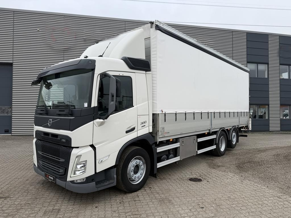 Volvo FM380 7800mm - Тентована вантажівка: фото 2 Volvo FM380 7800mm - Тентована вантажівка: фото 2
