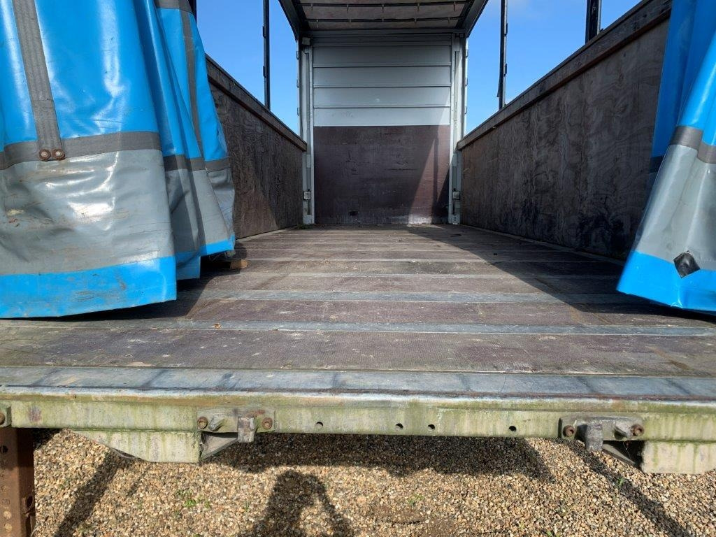 Wecon WPR 782 NVSGA 7820 mm gardin veksellad + hæve tag - Тентований кузов: фото 4 Wecon WPR 782 NVSGA 7820 mm gardin veksellad + hæve tag - Тентований кузов: фото 4