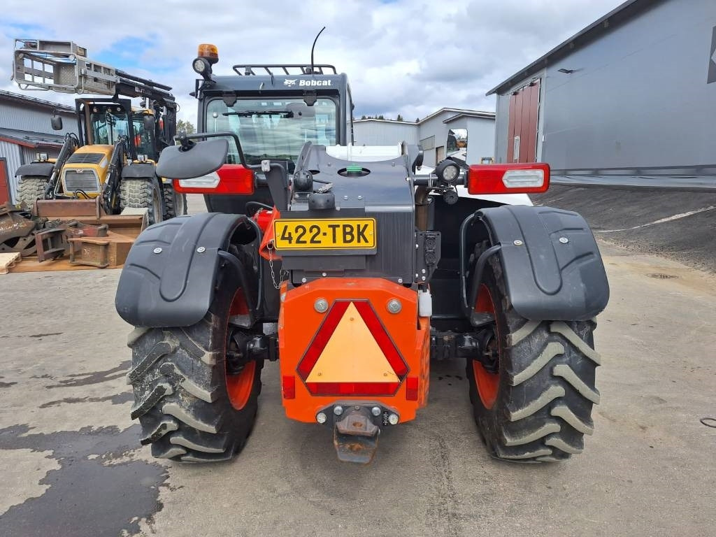Bobcat MYYTY! SOLD! TL30.70 AGRI - Навантажувач телескопічний: фото 3 Bobcat MYYTY! SOLD! TL30.70 AGRI - Навантажувач телескопічний: фото 3