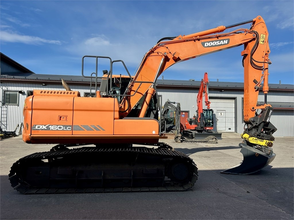 Doosan DX160LC-3 KALLISTAJA+PYÖRITTÄJÄ - Гусеничний екскаватор: фото 5 Doosan DX160LC-3 KALLISTAJA+PYÖRITTÄJÄ - Гусеничний екскаватор: фото 5