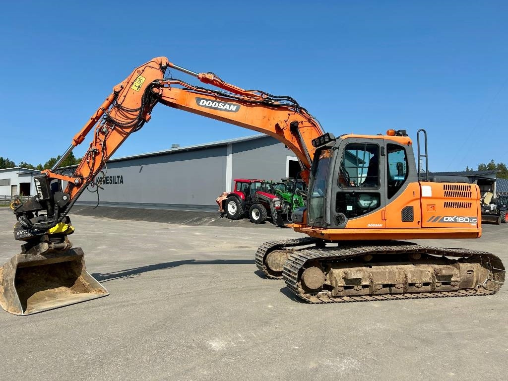 Doosan DX160LC-3 KALLISTAJA+PYÖRITTÄJÄ - Гусеничний екскаватор: фото 1 Doosan DX160LC-3 KALLISTAJA+PYÖRITTÄJÄ - Гусеничний екскаватор: фото 1