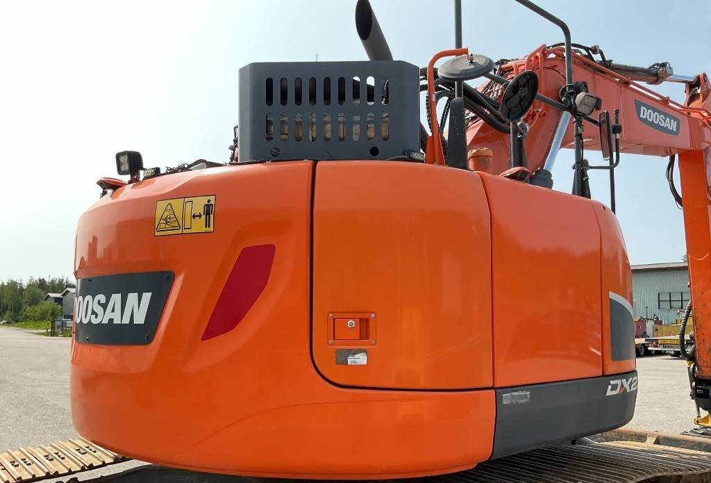 Гусеничний екскаватор Doosan DX235LCR-5 DOZER: фото 7