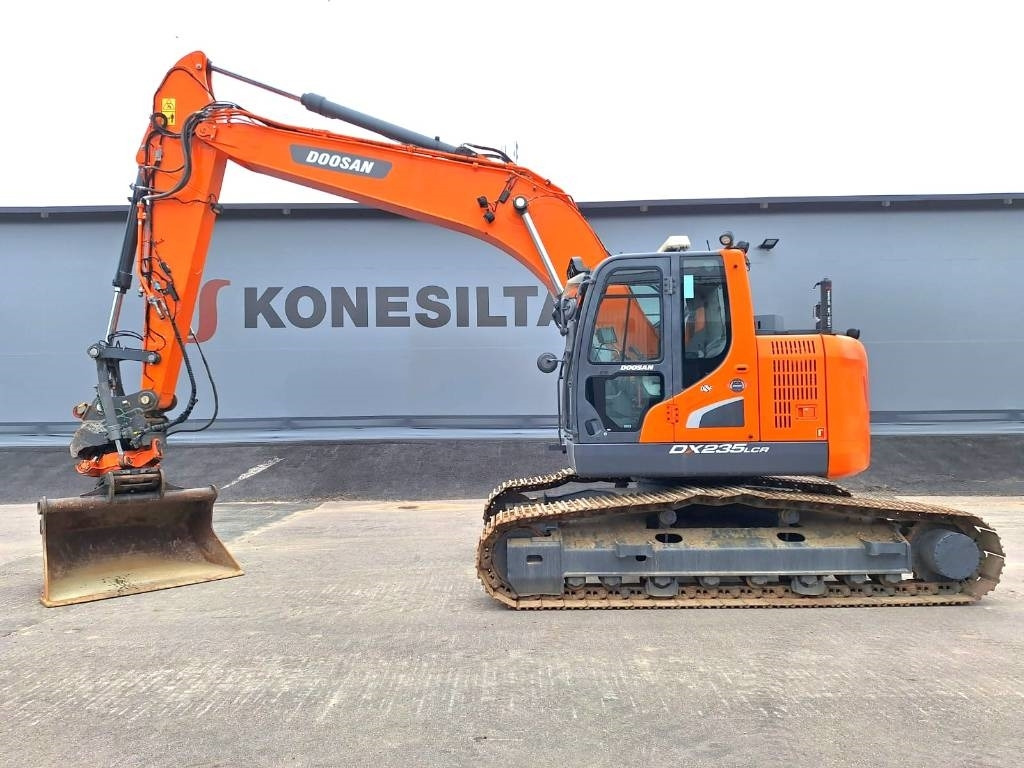 Doosan DX235LCR-5 PYÖRITTÄJÄ, 3D-LAITTEET - Гусеничний екскаватор: фото 1 Doosan DX235LCR-5 PYÖRITTÄJÄ, 3D-LAITTEET - Гусеничний екскаватор: фото 1