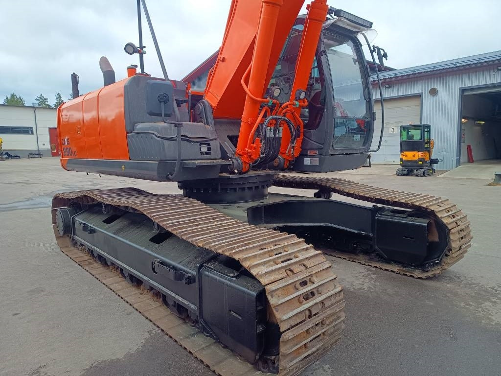 Гусеничний екскаватор Hitachi MYYTY! SOLD! ZX290LC-5 HUIPPUVARUSTEET: фото 9 Гусеничний екскаватор Hitachi MYYTY! SOLD! ZX290LC-5 HUIPPUVARUSTEET: фото 9