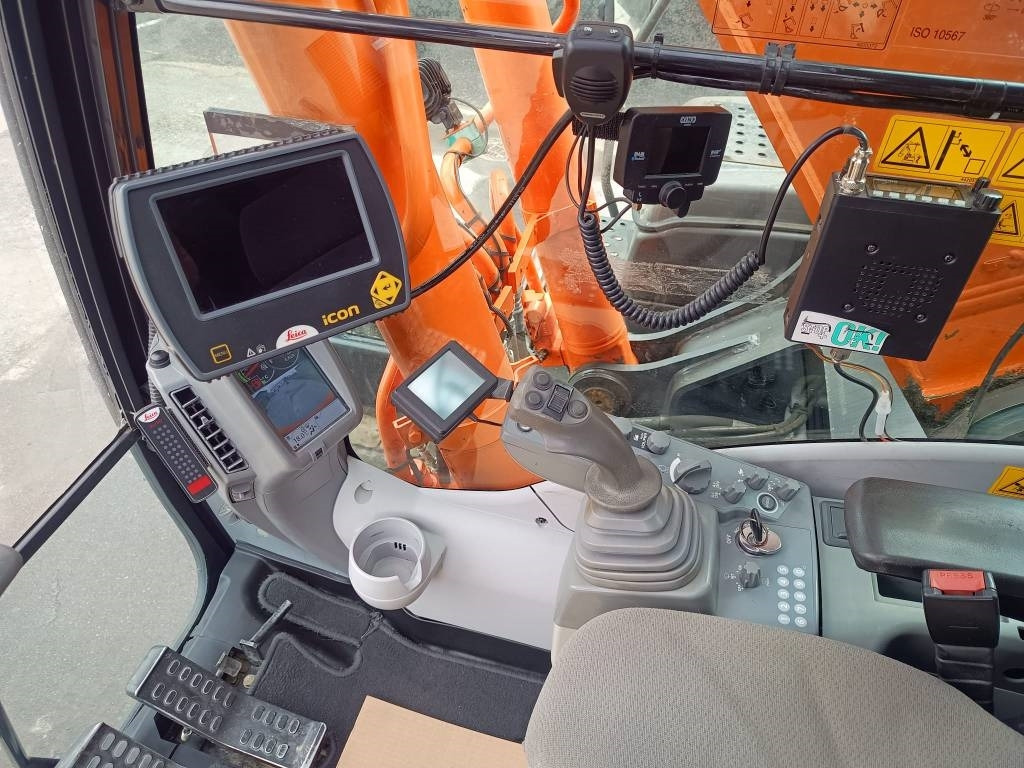 Гусеничний екскаватор Hitachi MYYTY! SOLD! ZX290LC-5 HUIPPUVARUSTEET: фото 17 Гусеничний екскаватор Hitachi MYYTY! SOLD! ZX290LC-5 HUIPPUVARUSTEET: фото 17