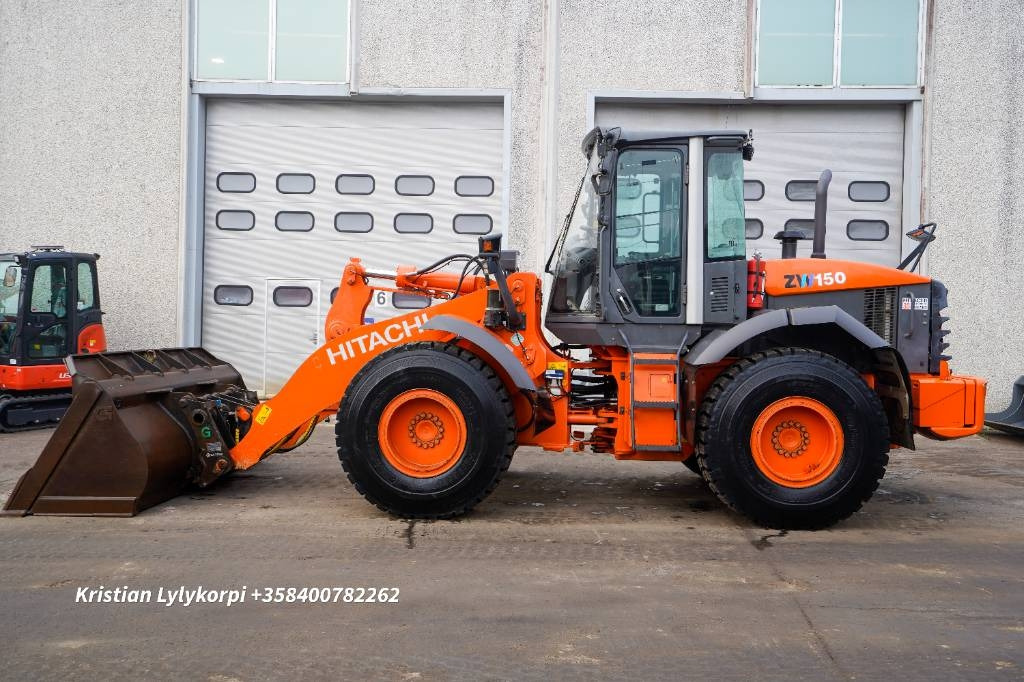 Hitachi ZW150 LONGBOOM - Колісний навантажувач: фото 1 Hitachi ZW150 LONGBOOM - Колісний навантажувач: фото 1