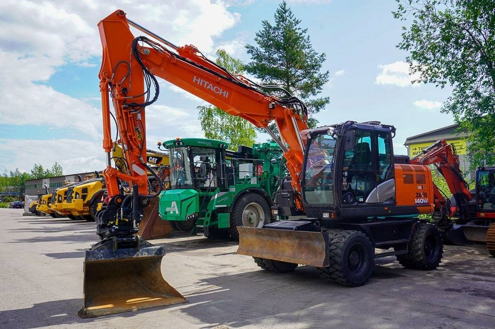 Hitachi ZX 140 W-6 - Колісний екскаватор: фото 2 Hitachi ZX 140 W-6 - Колісний екскаватор: фото 2