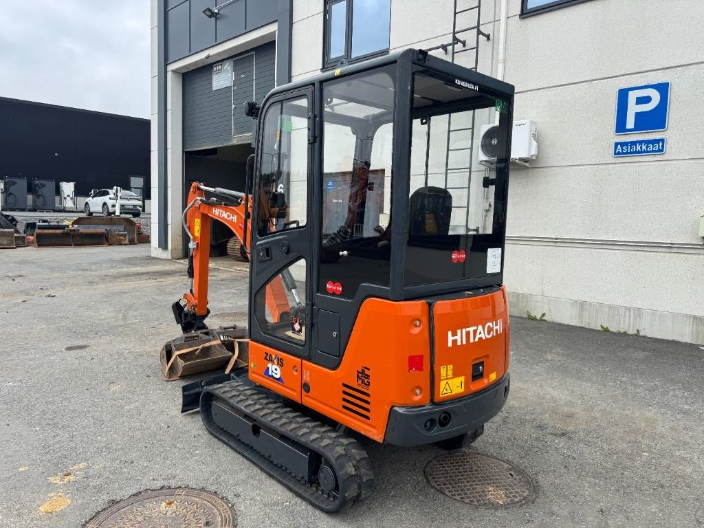 Hitachi ZX 19-6 CR - Міні-екскаватор: фото 3 Hitachi ZX 19-6 CR - Міні-екскаватор: фото 3