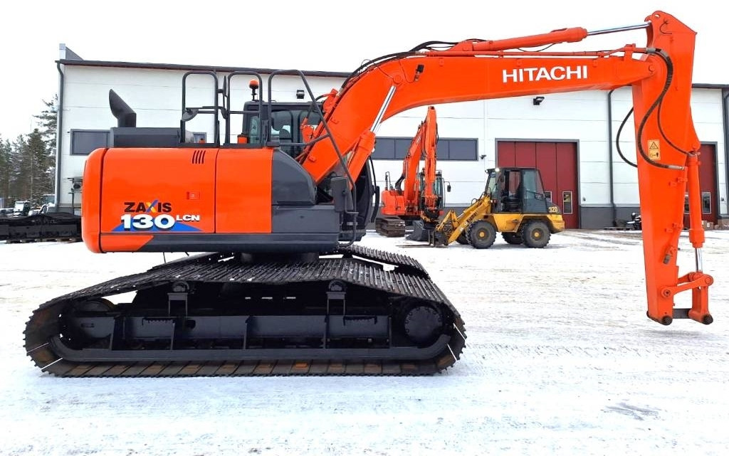 Hitachi ZX130LCN-6 JATKETTU SUOALUSTA 1200MM - Гусеничний екскаватор: фото 5 Hitachi ZX130LCN-6 JATKETTU SUOALUSTA 1200MM - Гусеничний екскаватор: фото 5