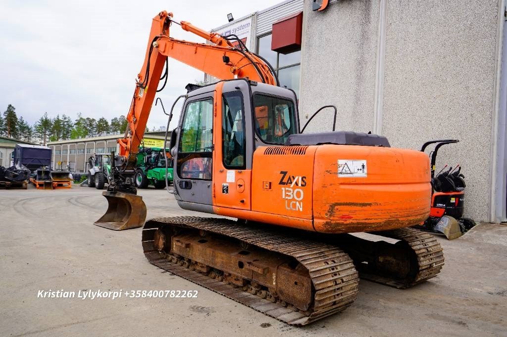Hitachi ZX130LCN PYÖRITTÄJÄLLÄ - Гусеничний екскаватор: фото 2 Hitachi ZX130LCN PYÖRITTÄJÄLLÄ - Гусеничний екскаватор: фото 2