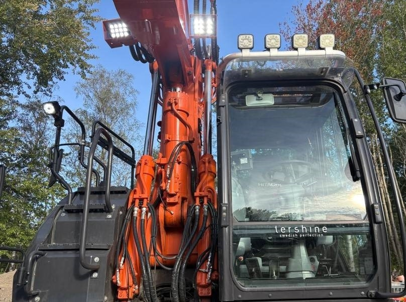 Hitachi ZX170W-6 + Peräkärry 2-akselinen - Колісний екскаватор: фото 5 Hitachi ZX170W-6 + Peräkärry 2-akselinen - Колісний екскаватор: фото 5