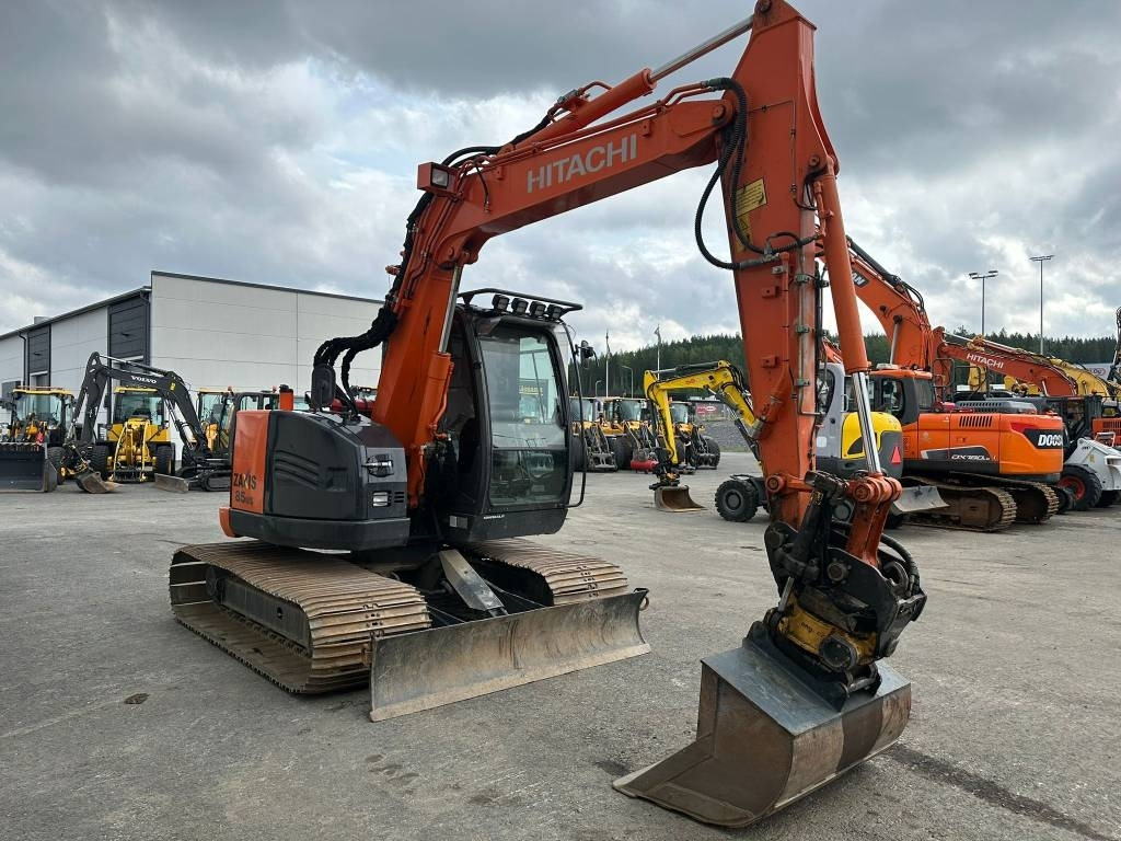 Hitachi ZX85US-5 800mm telat 6kpl työlaitteet mukaan - Міні-екскаватор: фото 5 Hitachi ZX85US-5 800mm telat 6kpl työlaitteet mukaan - Міні-екскаватор: фото 5