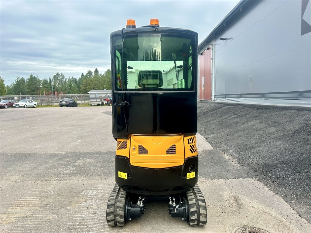 JPC HT18 HYTILLÄ KUIN UUSI - Міні-екскаватор: фото 3 JPC HT18 HYTILLÄ KUIN UUSI - Міні-екскаватор: фото 3