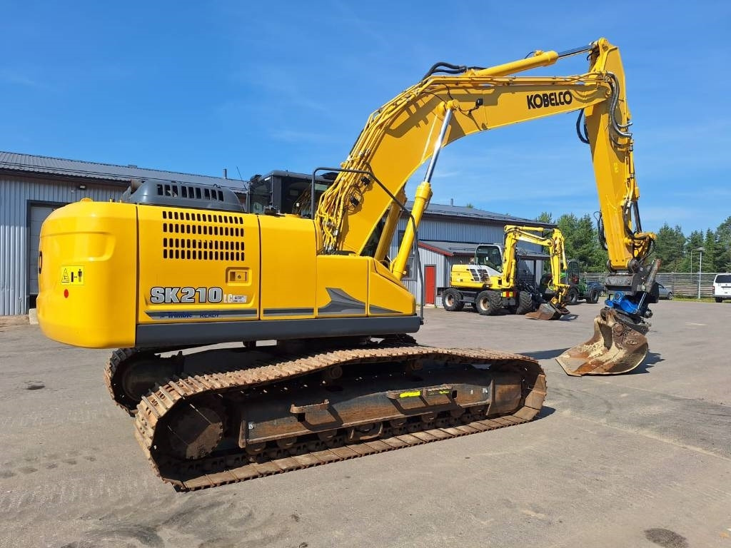 Kobelco SK210LC-11 PYÖRITTÄJÄLLÄ - Гусеничний екскаватор: фото 4 Kobelco SK210LC-11 PYÖRITTÄJÄLLÄ - Гусеничний екскаватор: фото 4