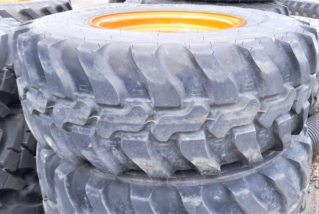 RENGASSARJA 365/70R18 VANTEINEEN - Колесо в категорії Будівельна техніка: фото 1 RENGASSARJA 365/70R18 VANTEINEEN - Колесо в категорії Будівельна техніка: фото 1