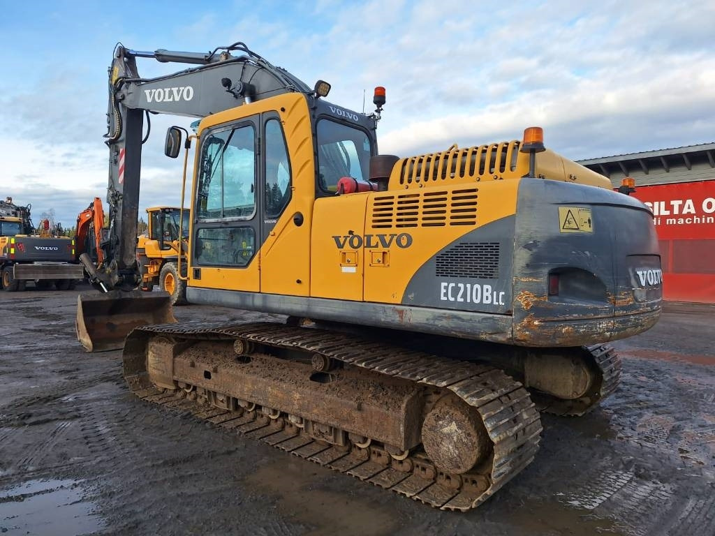 Volvo EC210BLC KALLISTUVA LUISKAKAUHA - Гусеничний екскаватор: фото 2 Volvo EC210BLC KALLISTUVA LUISKAKAUHA - Гусеничний екскаватор: фото 2