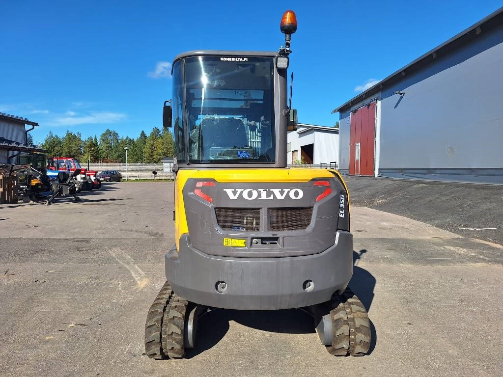 Volvo EC35D PYÖRITTÄJÄLLÄ - Міні-екскаватор: фото 3 Volvo EC35D PYÖRITTÄJÄLLÄ - Міні-екскаватор: фото 3