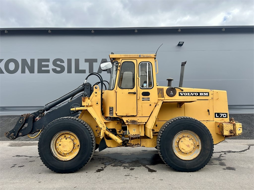 Volvo L 70 - Колісний навантажувач: фото 1 Volvo L 70 - Колісний навантажувач: фото 1
