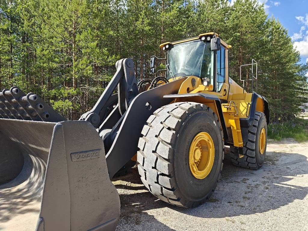 Volvo L220H MYYTY!!SOLD!! - Колісний навантажувач: фото 3 Volvo L220H MYYTY!!SOLD!! - Колісний навантажувач: фото 3