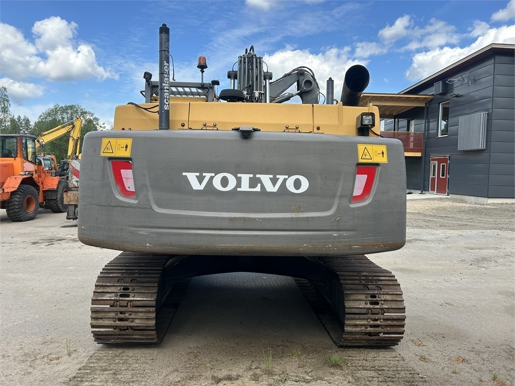 Volvo MYYTY! SOLD! EC250DNL PYÖRITTÄJÄLLÄ - Гусеничний екскаватор: фото 4 Volvo MYYTY! SOLD! EC250DNL PYÖRITTÄJÄLLÄ - Гусеничний екскаватор: фото 4