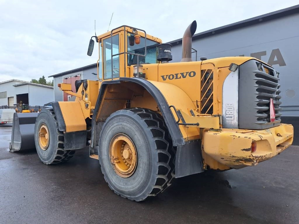 Volvo MYYTY! SOLD! L180E VAAKALLA  - Колісний навантажувач: фото 2 Volvo MYYTY! SOLD! L180E VAAKALLA  - Колісний навантажувач: фото 2