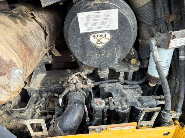 Бульдозер Komatsu D65PX-15. Fahrwerk 80%. Blatt 4.00m. ZSA. Klima.: фото 20 Бульдозер Komatsu D65PX-15. Fahrwerk 80%. Blatt 4.00m. ZSA. Klima.: фото 20