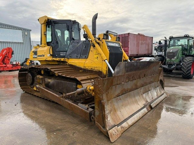 Бульдозер Komatsu D65PX-15. Fahrwerk 80%. Blatt 4.00m. ZSA. Klima.: фото 8 Бульдозер Komatsu D65PX-15. Fahrwerk 80%. Blatt 4.00m. ZSA. Klima.: фото 8