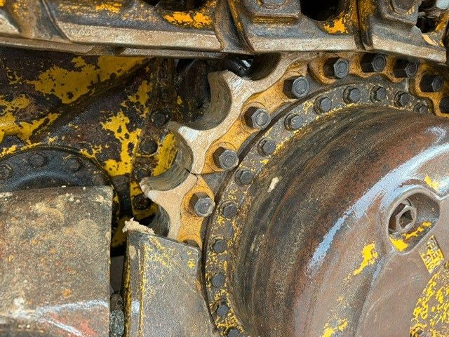 Бульдозер Komatsu D65PX-15. Fahrwerk 80%. Blatt 4.00m. ZSA. Klima.: фото 10 Бульдозер Komatsu D65PX-15. Fahrwerk 80%. Blatt 4.00m. ZSA. Klima.: фото 10