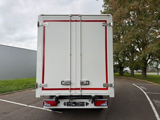 MAN TGE 3-140. Koffer 4.30m. Klima. Navi. Tempomat. - Фургон з закритим кузовом: фото 4 MAN TGE 3-140. Koffer 4.30m. Klima. Navi. Tempomat. - Фургон з закритим кузовом: фото 4