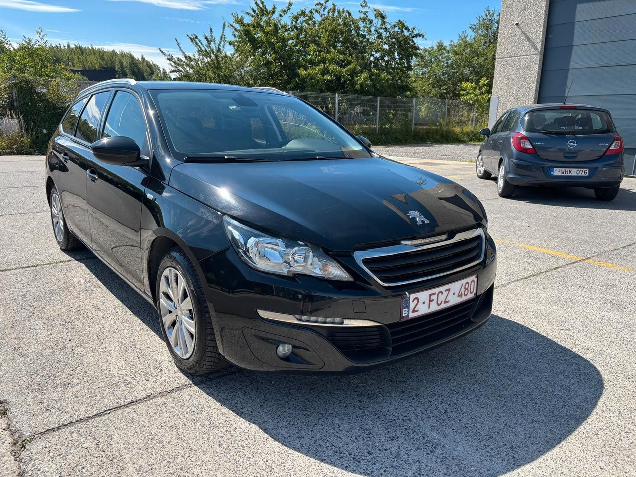 Peugeot 308 Klima. Kamera. Navi. Tempomat - Легковий автомобіль: фото 3 Peugeot 308 Klima. Kamera. Navi. Tempomat - Легковий автомобіль: фото 3