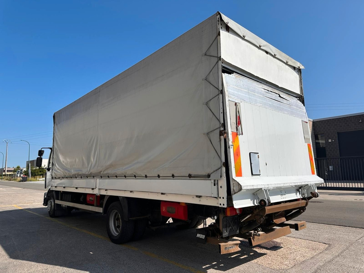 Renault Midlum dXi220-12. Klima. - Тентована вантажівка: фото 5 Renault Midlum dXi220-12. Klima. - Тентована вантажівка: фото 5
