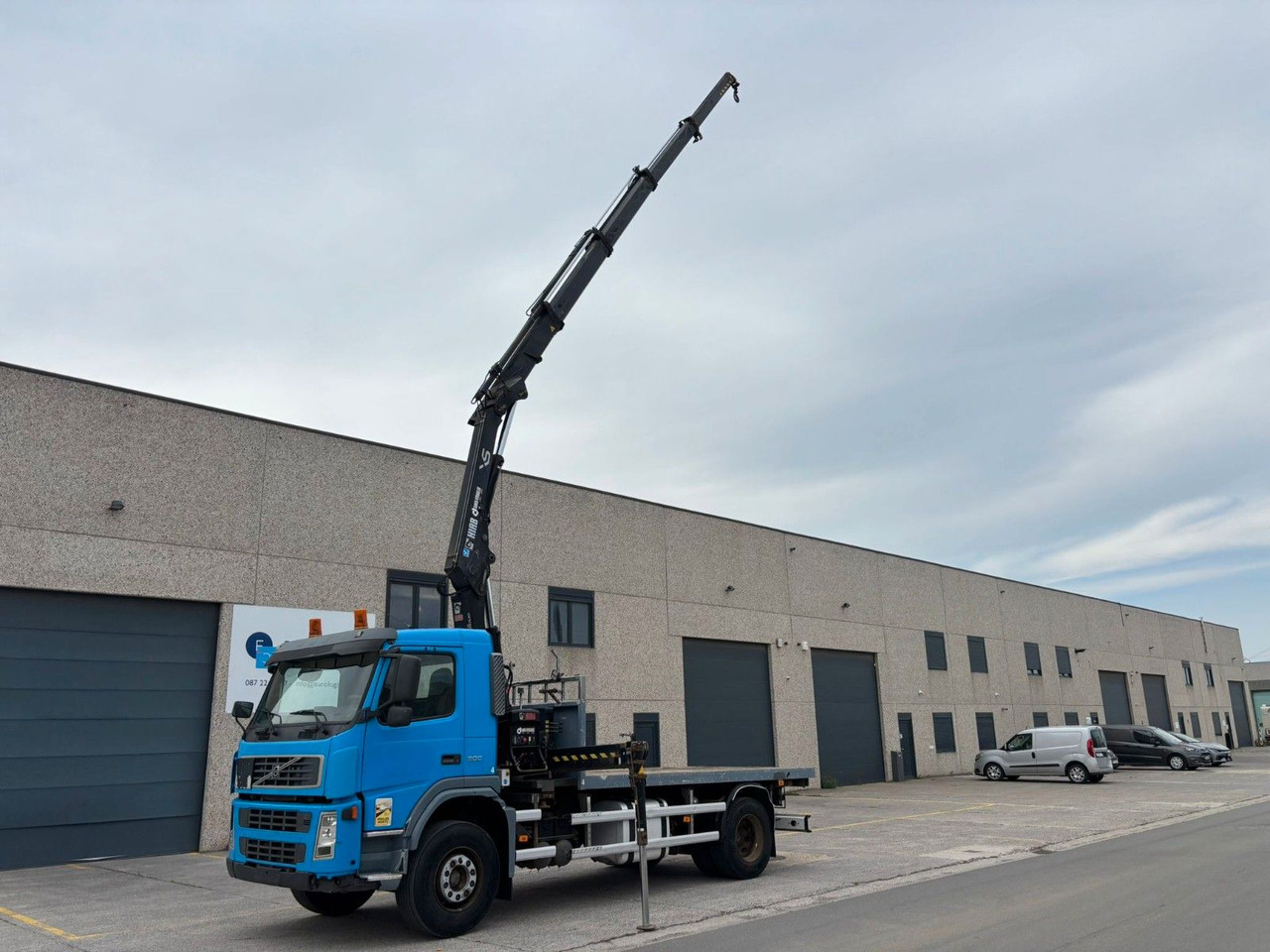 Volvo FM300. Hiab 166. Klima. - Вантажівка з маніпулятором: фото 3 Volvo FM300. Hiab 166. Klima. - Вантажівка з маніпулятором: фото 3