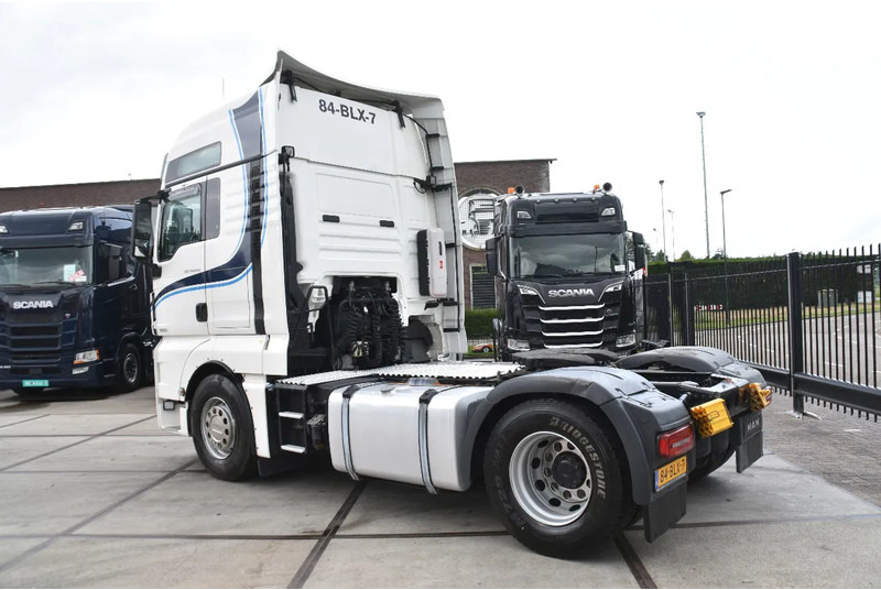 MAN TGX 18.420 - EURO 6 - ADR FL - PARK. AIRCO - NAVI - PTO - XENON LIGHTS - TOP CONDITION - - Тягач: фото 3 MAN TGX 18.420 - EURO 6 - ADR FL - PARK. AIRCO - NAVI - PTO - XENON LIGHTS - TOP CONDITION - - Тягач: фото 3