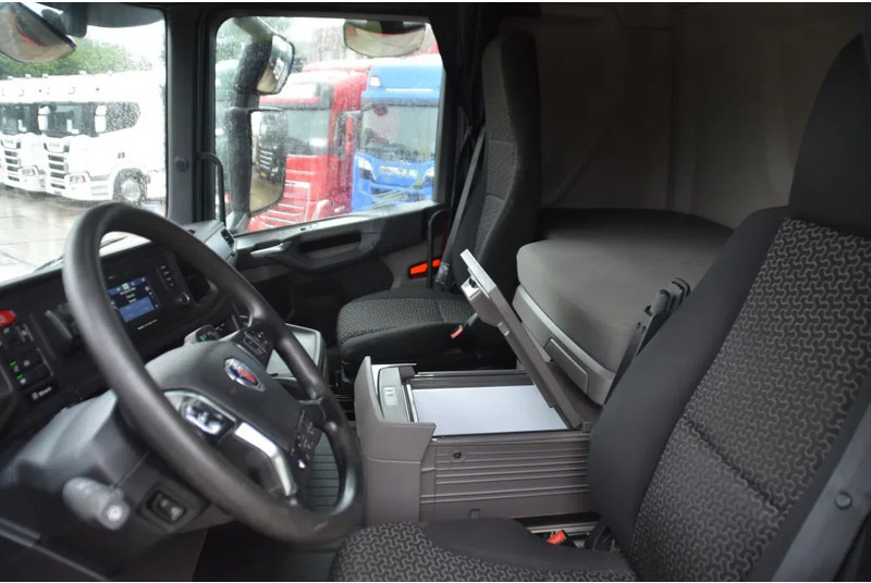 Scania R410 NGS 4x2NB XT - HYDRAULIC SYSTEM - FULL AIR - RETARDER - 545 TKM - ACC - PTO - MORE UNITS AVAILABLE - - Тягач: фото 5 Scania R410 NGS 4x2NB XT - HYDRAULIC SYSTEM - FULL AIR - RETARDER - 545 TKM - ACC - PTO - MORE UNITS AVAILABLE - - Тягач: фото 5